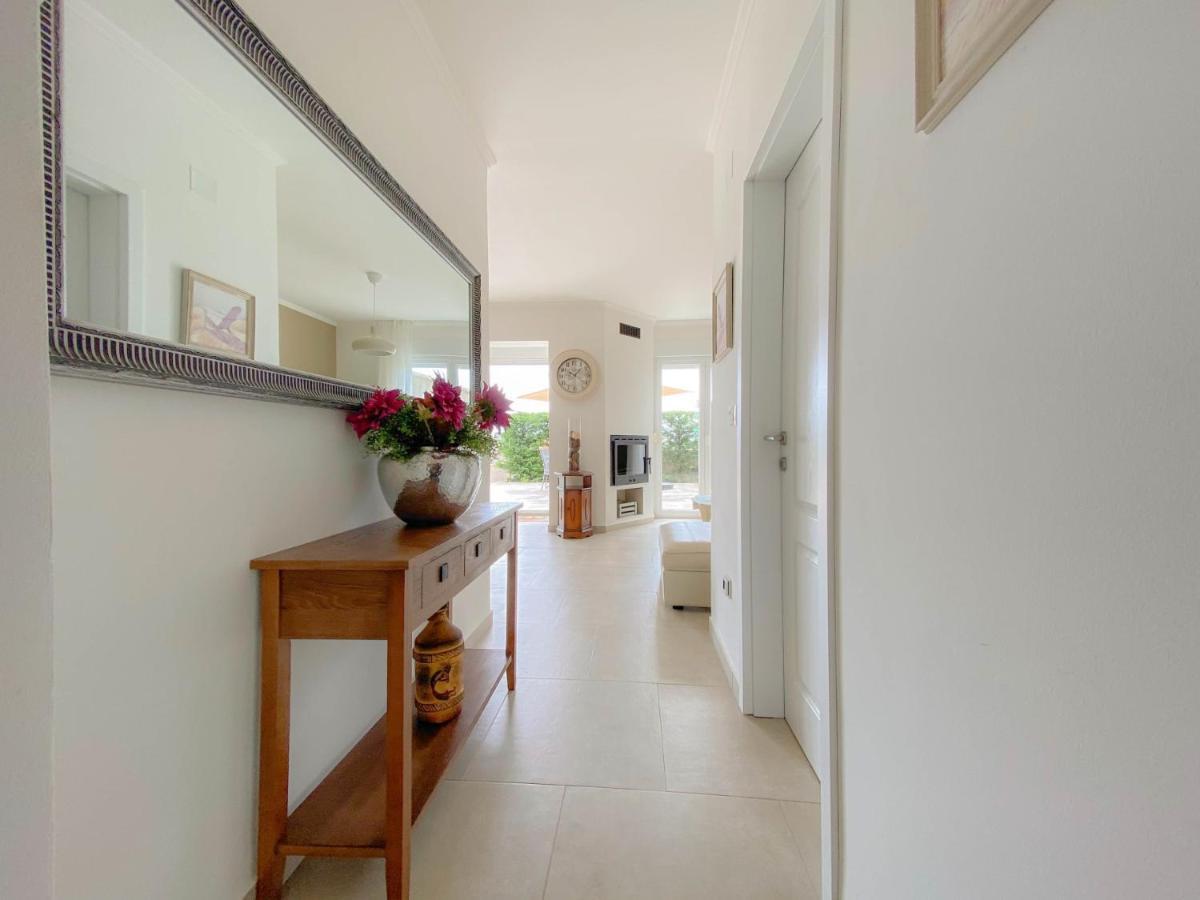 Casa Hana Buzinija Luaran gambar