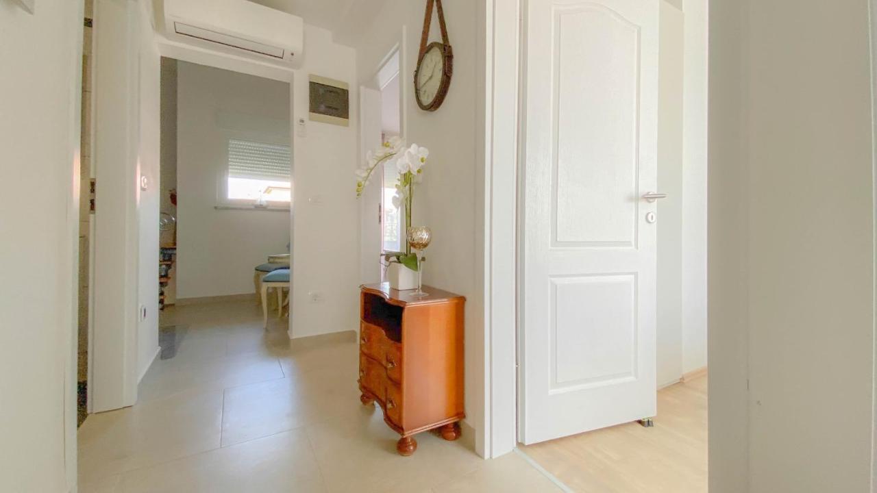 Casa Hana Buzinija Luaran gambar