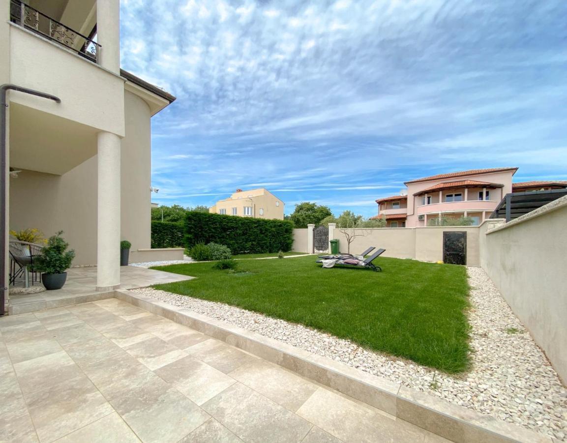 Casa Hana Buzinija Luaran gambar
